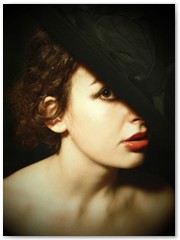 julianna_w_kapeluszu_2008