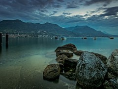 22 Brzask nad Jeziorem Garda. Włochy. 2014-05